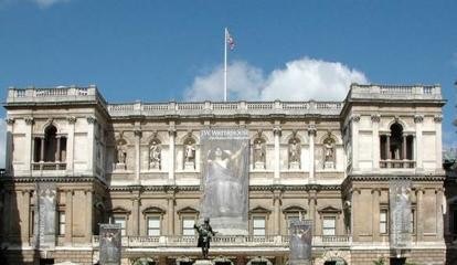 英国皇家美术学院会收取多少学费