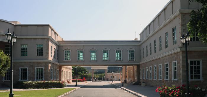 迪拜美国大学